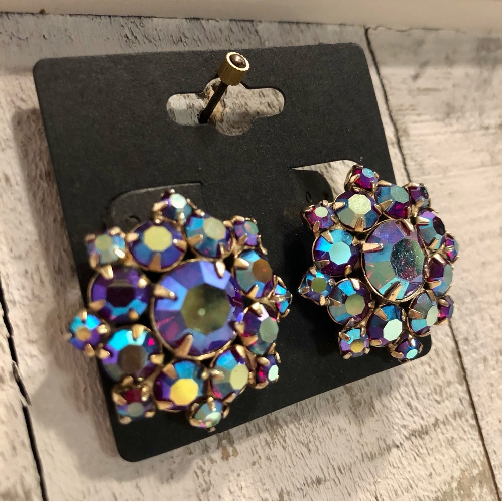 VINTAGE RED CRYSTAL CLIP ON EARRINGS AURORA BOREALIS